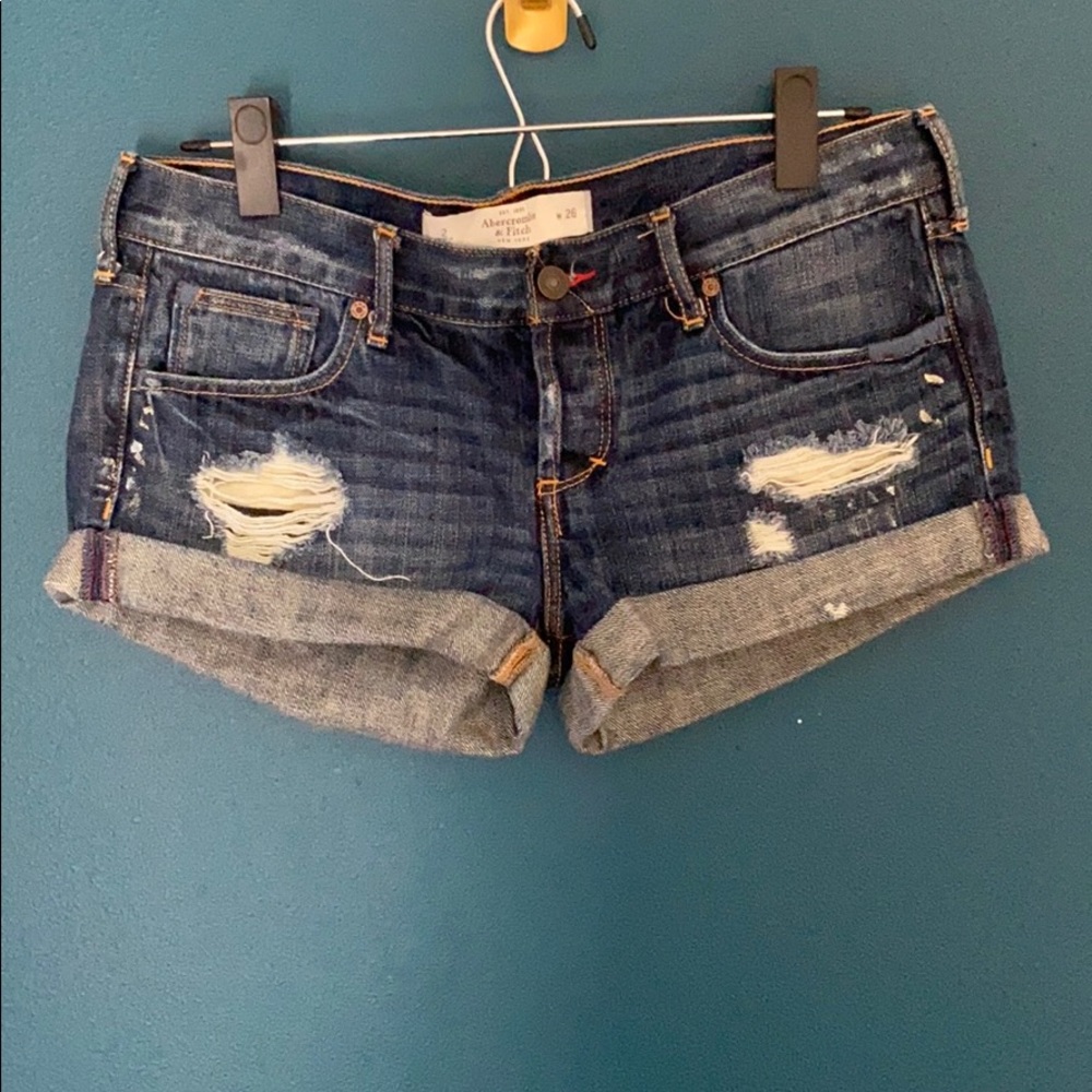 Abercrombie | Distressed denim shorts